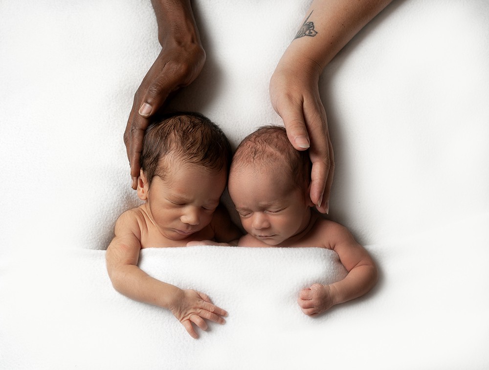 twin newborn photo shoot
